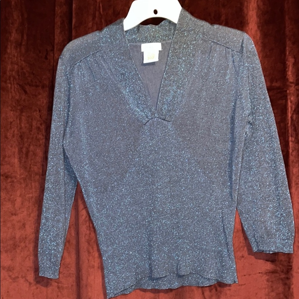 COPY - Sparkle v-neck sweater